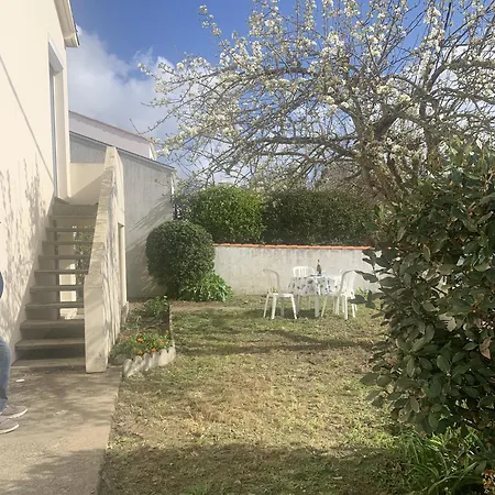 2 A 200 M De La Mer Apartment Les Bussolleries