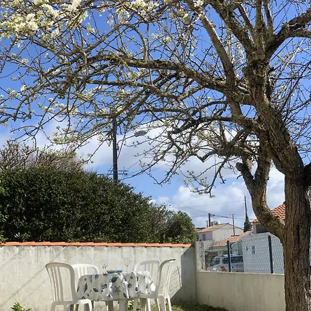 Apartment 2 A 200 M De La Mer Les Bussolleries